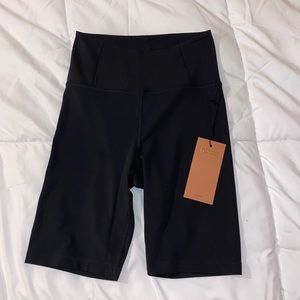 GIRLFRIEND COLLECTIVE SHORT